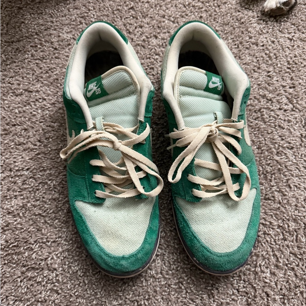 Nike SB Dunk low Green Sneakers